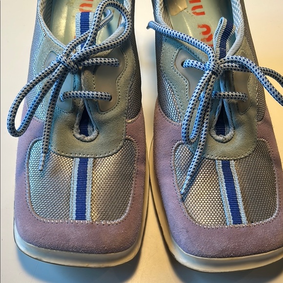 Miu Miu Unique Designer Heeled Sneakers - Picture 11 of 12